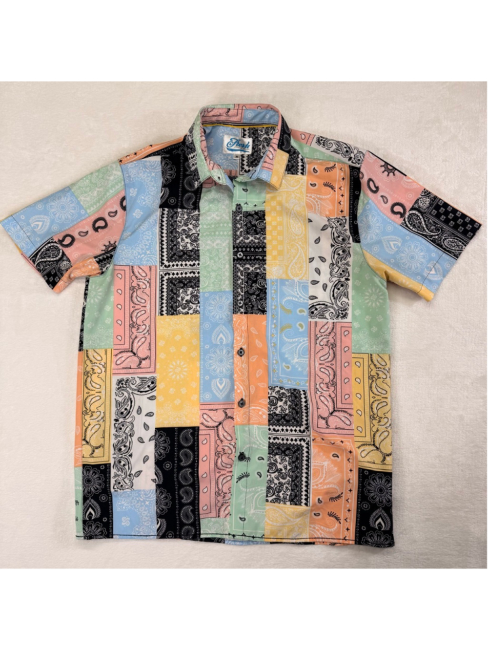 Men's Fresh Prints of Bel-Air Button Down Short Sleeve Paisley Medium Multi